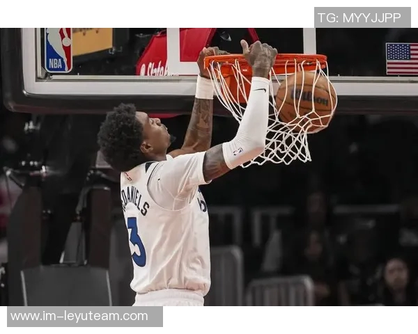 解说：灰熊与獭兔的成就对比森林狼是否应退役球衣并立雕像